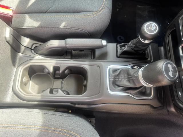 2025 Jeep Wrangler 4-Door Summit 4x4