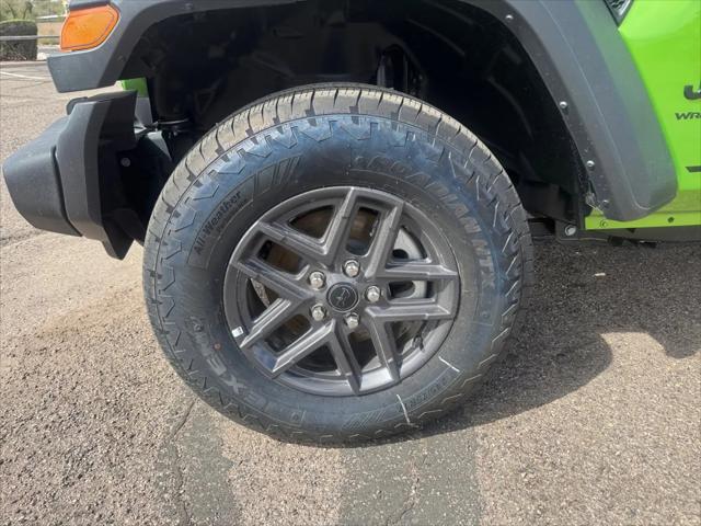 2025 Jeep Wrangler 4-Door Summit 4x4