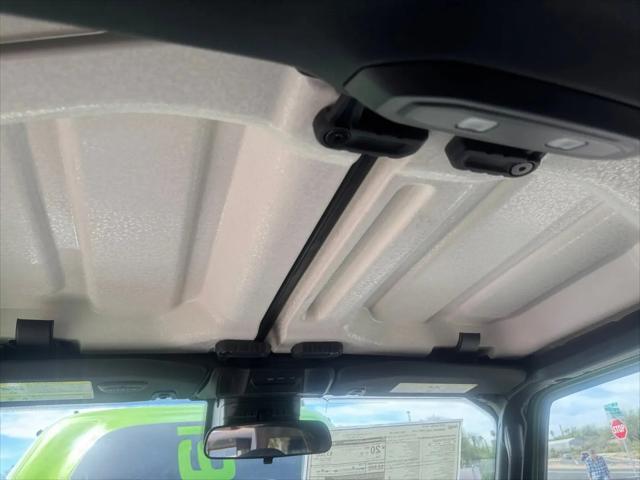 2025 Jeep Wrangler 4-Door Summit 4x4