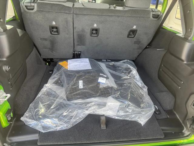 2025 Jeep Wrangler 4-Door Summit 4x4