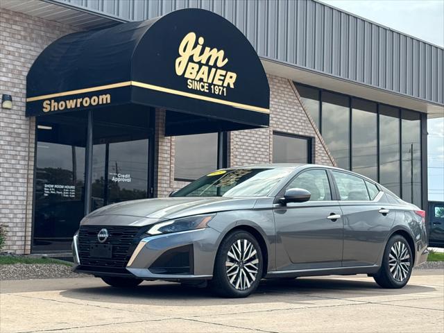 2023 Nissan Altima SV FWD