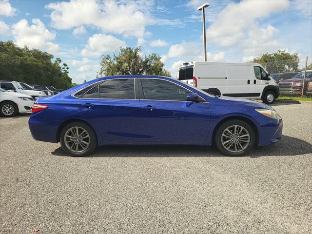 2016 Toyota Camry SE