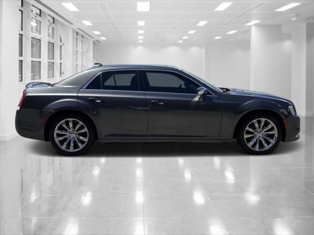 2019 Chrysler 300 Touring 2019 Chrysler 300 Touring