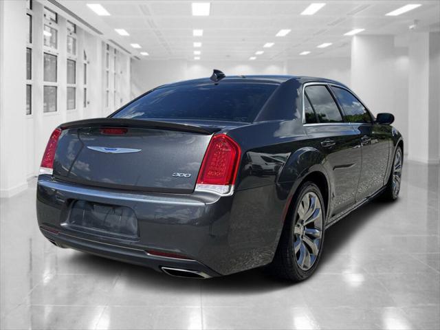 2019 Chrysler 300 Touring 2019 Chrysler 300 Touring