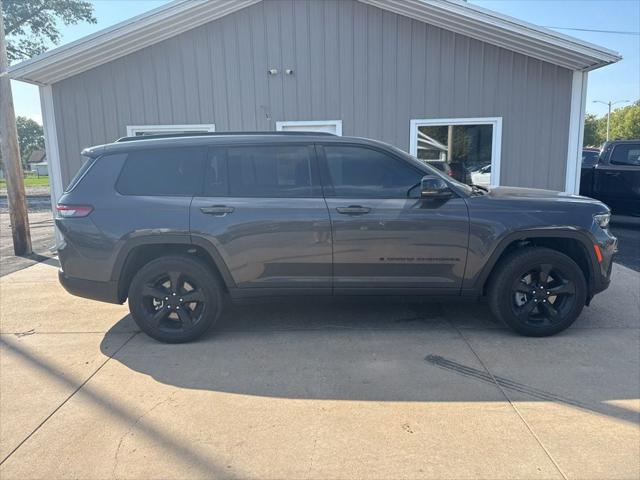 2025 Jeep Grand Cherokee L Altitude 4x4 2025 Jeep Grand Cherokee L Altitude 4x4