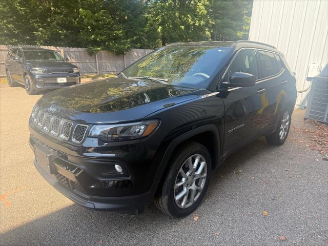 2023 Jeep Compass Latitude Lux FWD