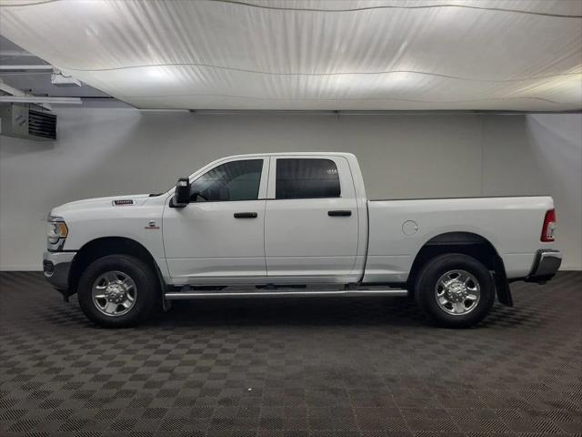 2024 RAM 3500 Tradesman Crew Cab 4x4 64 Box 2024 RAM 3500 Tradesman Crew Cab 4x4 64 Box