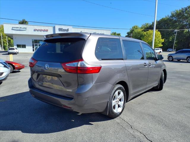 2015 Toyota Sienna L 7 Passenger