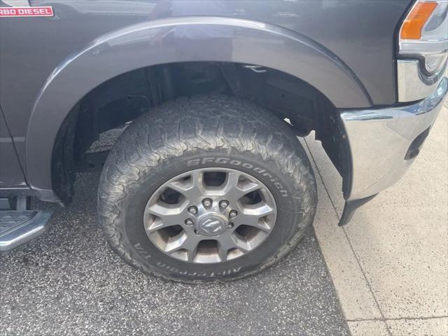 2020 RAM 2500 Laramie Crew Cab 4X4 64 Box