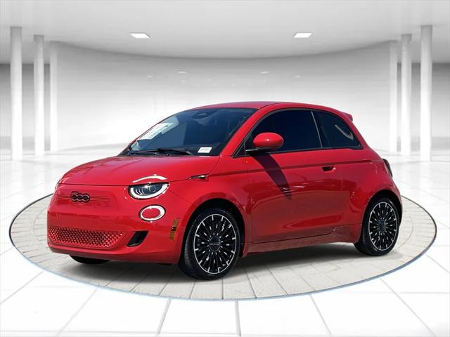 2024 Fiat 500e INSPI(RED) FWD
