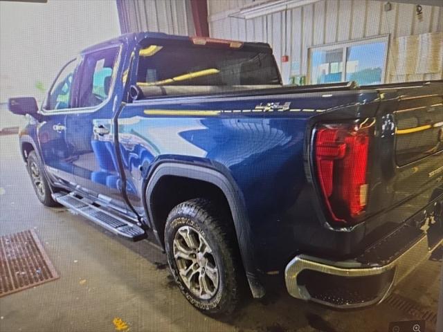 2023 GMC Sierra 1500 4WD Crew Cab Short Box SLT