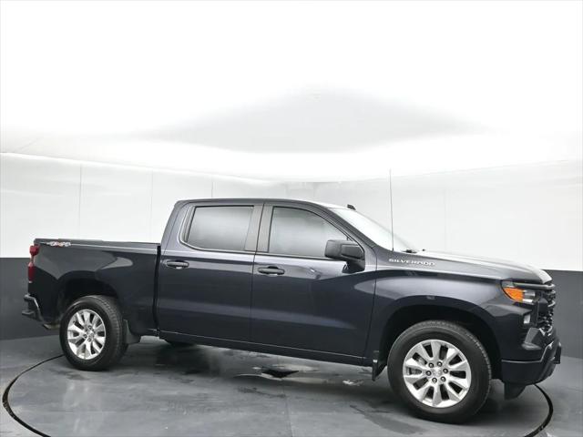 2023 Chevrolet Silverado 1500 4WD Crew Cab Short Bed Custom