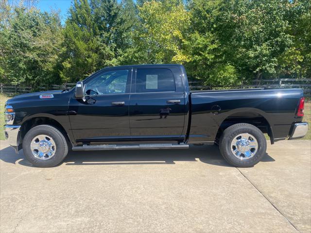 2025 RAM 2500 Tradesman Crew Cab 4x2 64 Box