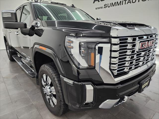 2024 GMC Sierra 2500HD 4WD Crew Cab Standard Bed Denali