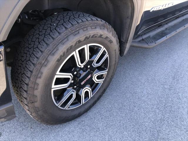 2023 GMC Sierra 2500HD 4WD Crew Cab Standard Bed AT4 2023 GMC Sierra 2500HD 4WD Crew Cab Standard Bed AT4