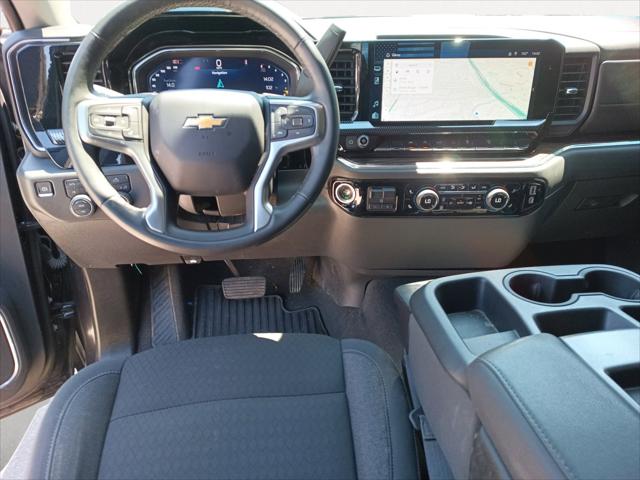 2024 Chevrolet Silverado 1500 4WD Crew Cab Short Bed LT