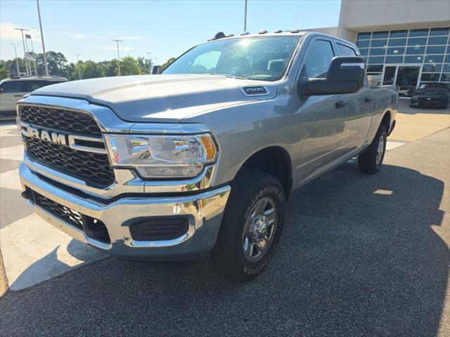 2023 RAM 2500 Tradesman Crew Cab 4x4 64 Box