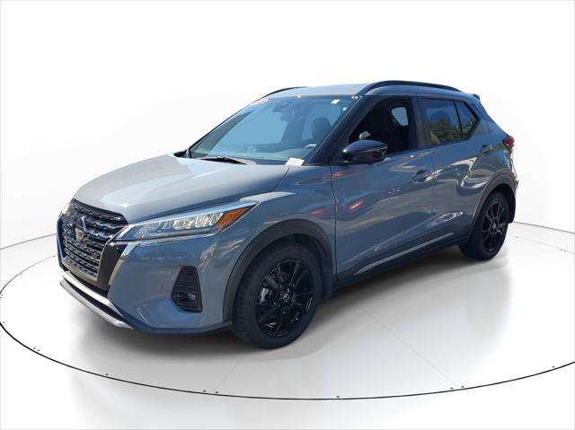 2021 Nissan Kicks SR Xtronic CVT
