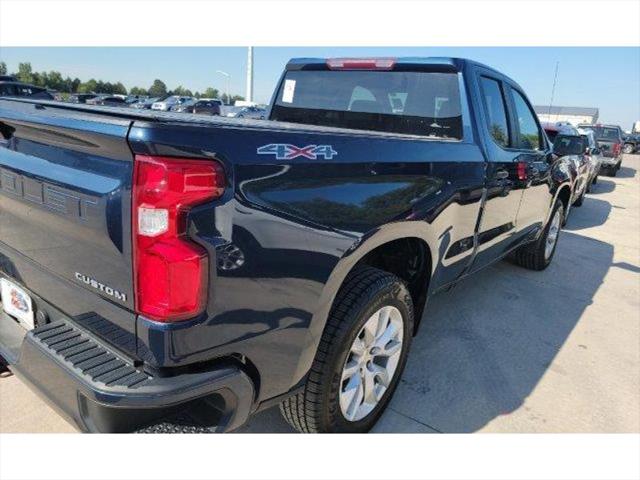 2020 Chevrolet Silverado 1500 4WD Double Cab Standard Bed Custom