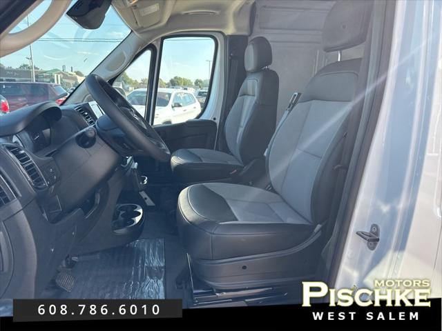 2025 RAM ProMaster 1500 Cargo Van Tradesman High Roof 136 WB w/Pass Seat