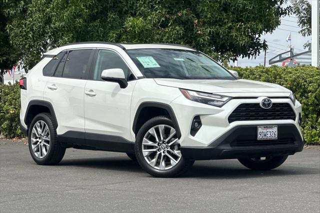 2022 Toyota RAV4 XLE Premium