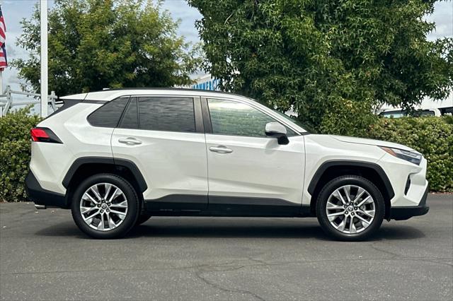 2022 Toyota RAV4 XLE Premium