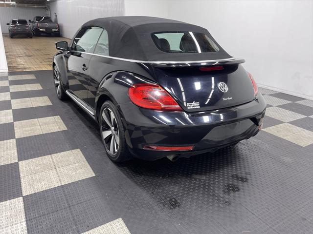 2014 Volkswagen Beetle 2.0T R-Line 2014 Volkswagen Beetle 2.0T R-Line