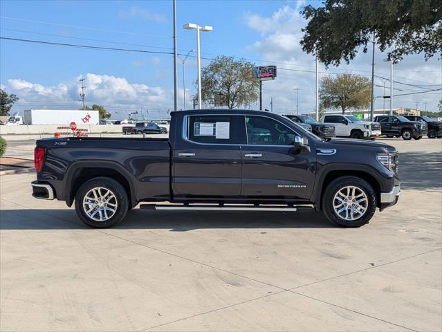 2022 GMC Sierra 1500 4WD Crew Cab Standard Box SLT