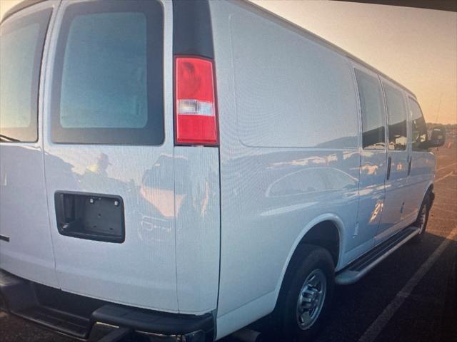 2024 Chevrolet Express Cargo RWD 2500 Regular Wheelbase WT