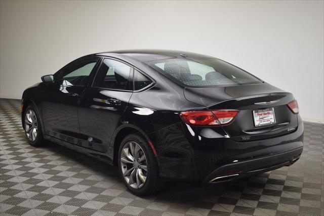 2016 Chrysler 200 S