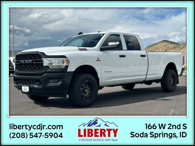 2021 RAM 3500 Tradesman Crew Cab 4x4 8 Box