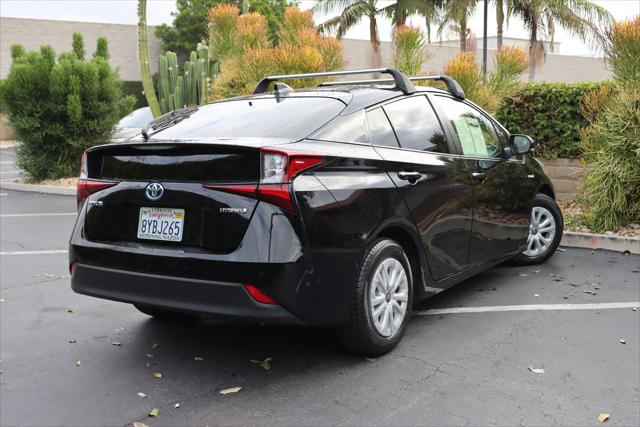 2022 Toyota Prius LE
