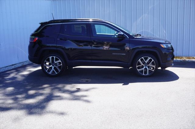 2025 Jeep Compass COMPASS LIMITED 4X4