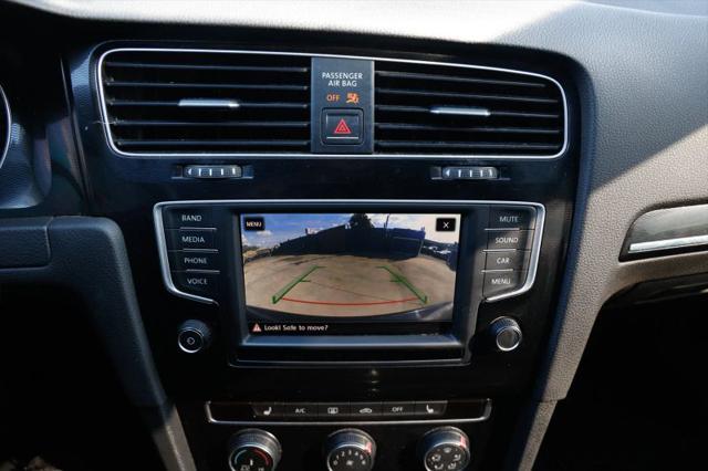 2017 Volkswagen Golf GTI Sport 4-Door