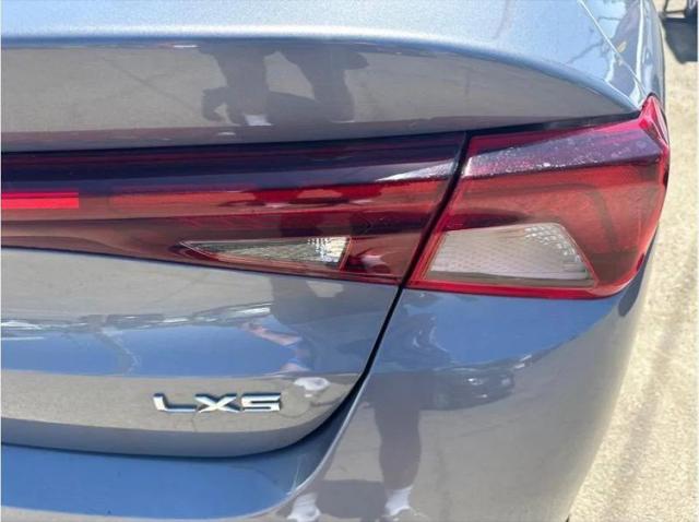 2021 Kia K5 LXS