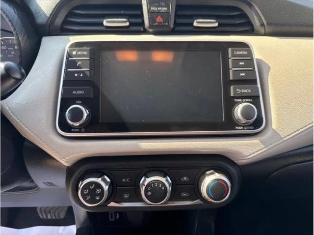 2021 Nissan Versa SV Xtronic CVT
