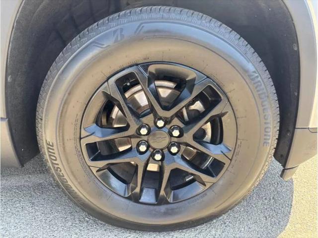 2020 Chevrolet Traverse FWD LS