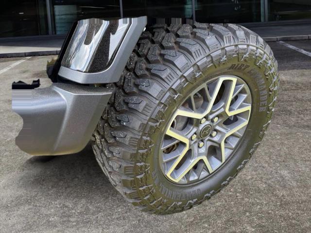 2024 Jeep Wrangler 4-Door Sahara 4x4