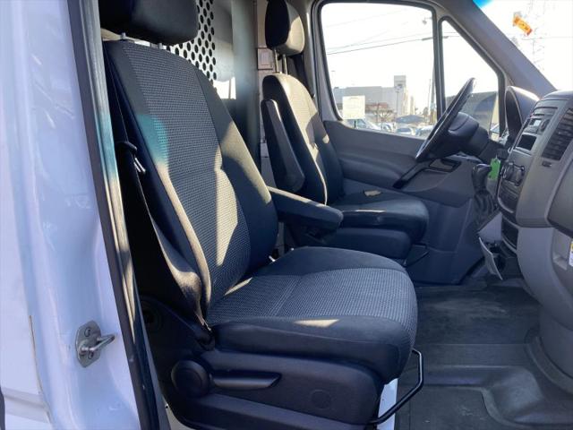 2012 Mercedes-Benz Sprinter 2500 Normal Roof