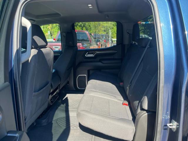 2023 Chevrolet Silverado 1500 4WD Crew Cab Standard Bed LT