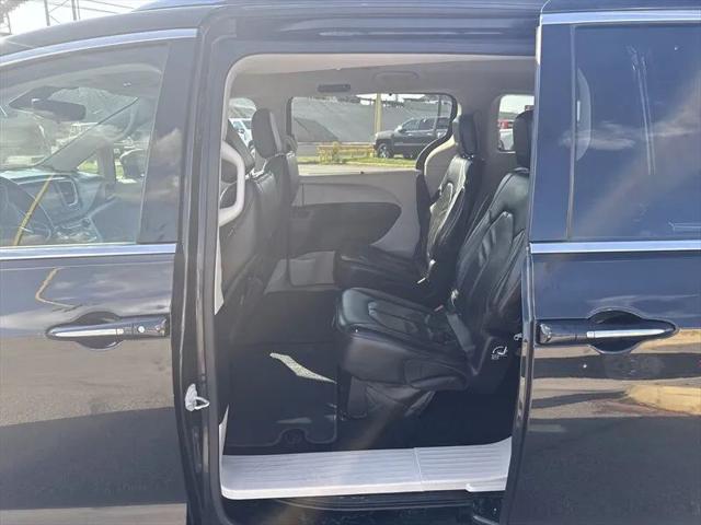 2018 Chrysler Pacifica Touring L