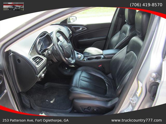 2015 Chrysler 200 C