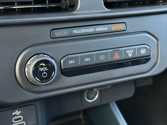 2025 Ford Maverick XL