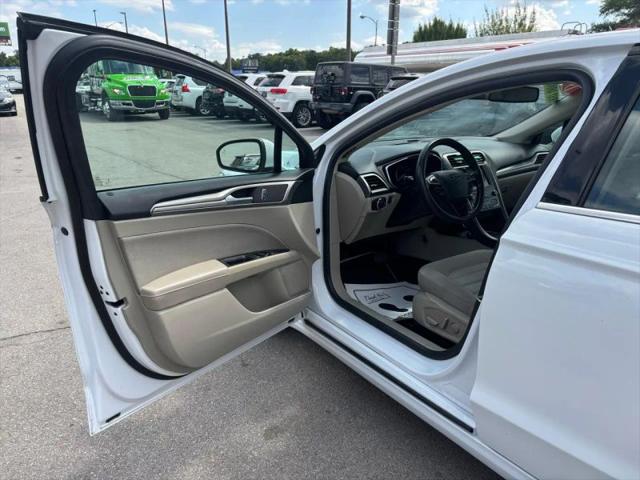 2019 Ford Fusion SE