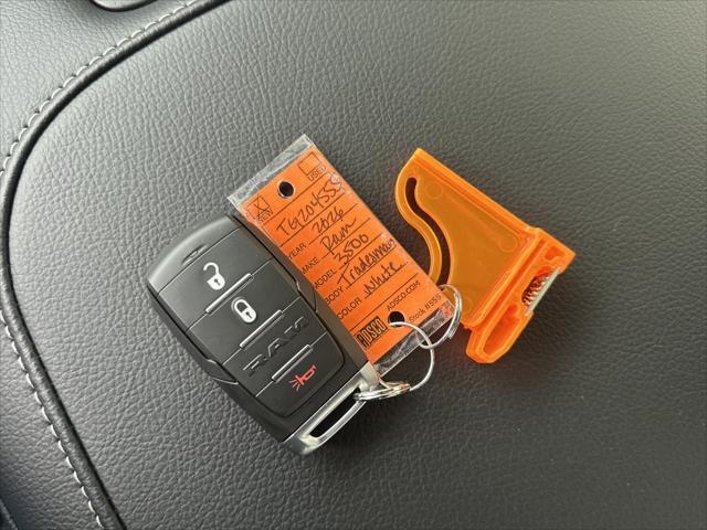 2026 RAM Ram 3500 RAM 3500 TRADESMAN CREW CAB 4X4 8 BOX