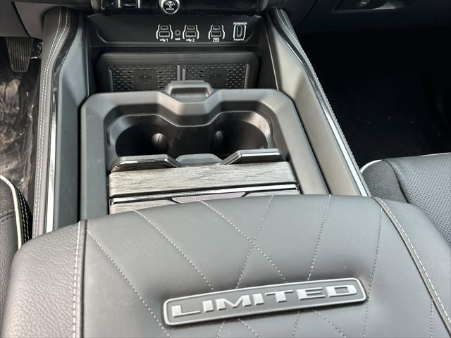 2026 RAM Ram 3500 RAM 3500 LIMITED CREW CAB 4X4 8 BOX 2026 RAM Ram 3500 RAM 3500 LIMITED CREW CAB 4X4 8 BOX