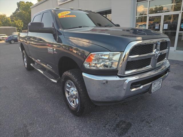 2018 RAM 2500 Tradesman Crew Cab 4x4 64 Box