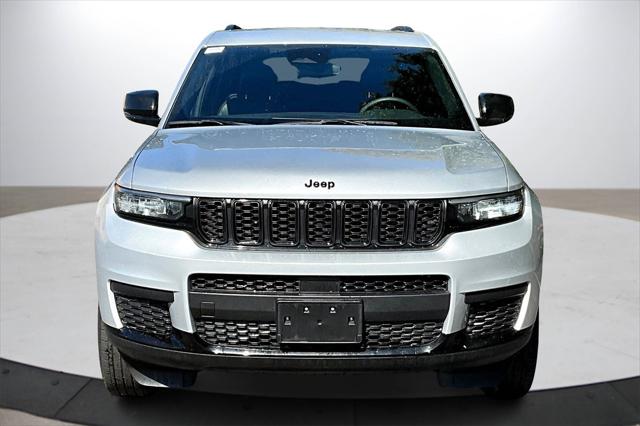 2024 Jeep Grand Cherokee L Altitude 4x4