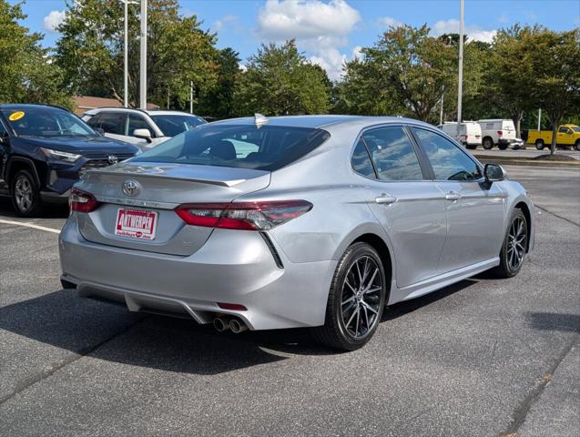 2022 Toyota Camry SE