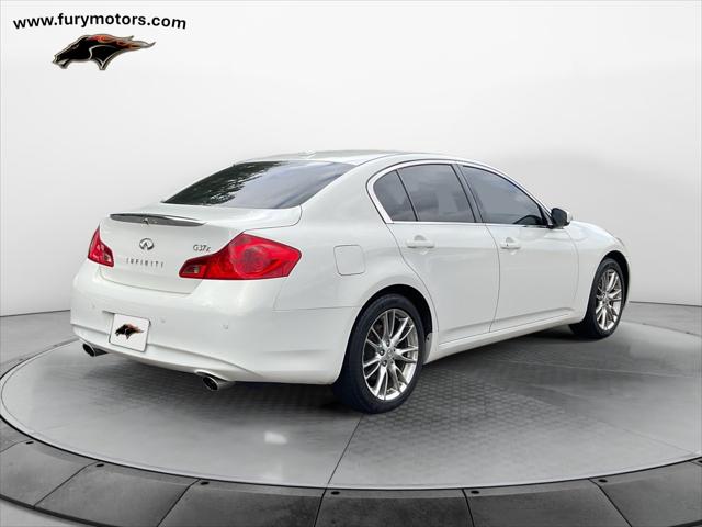 2013 INFINITI G37x X